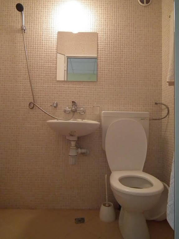 Guest House Bedrock Belogradcic Exterior foto
