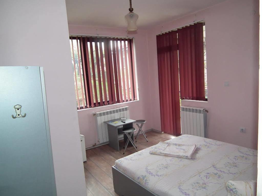 Guest House Bedrock Belogradcic Exterior foto