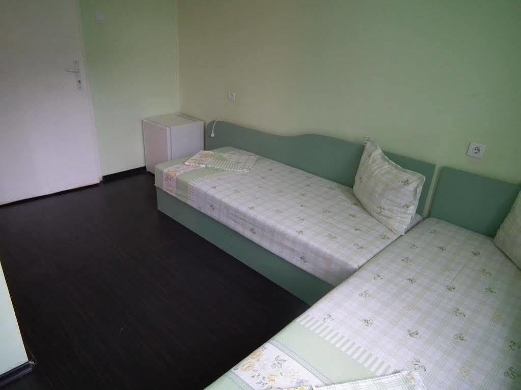 Guest House Bedrock Belogradcic Exterior foto