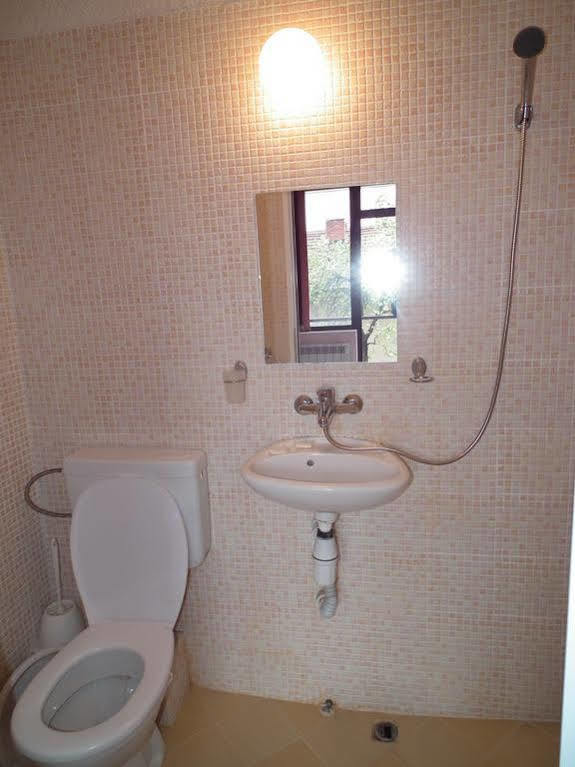 Guest House Bedrock Belogradcic Exterior foto