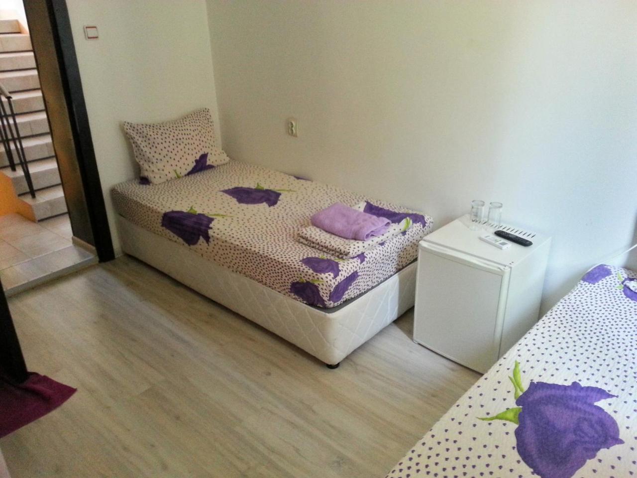 Guest House Bedrock Belogradcic Exterior foto