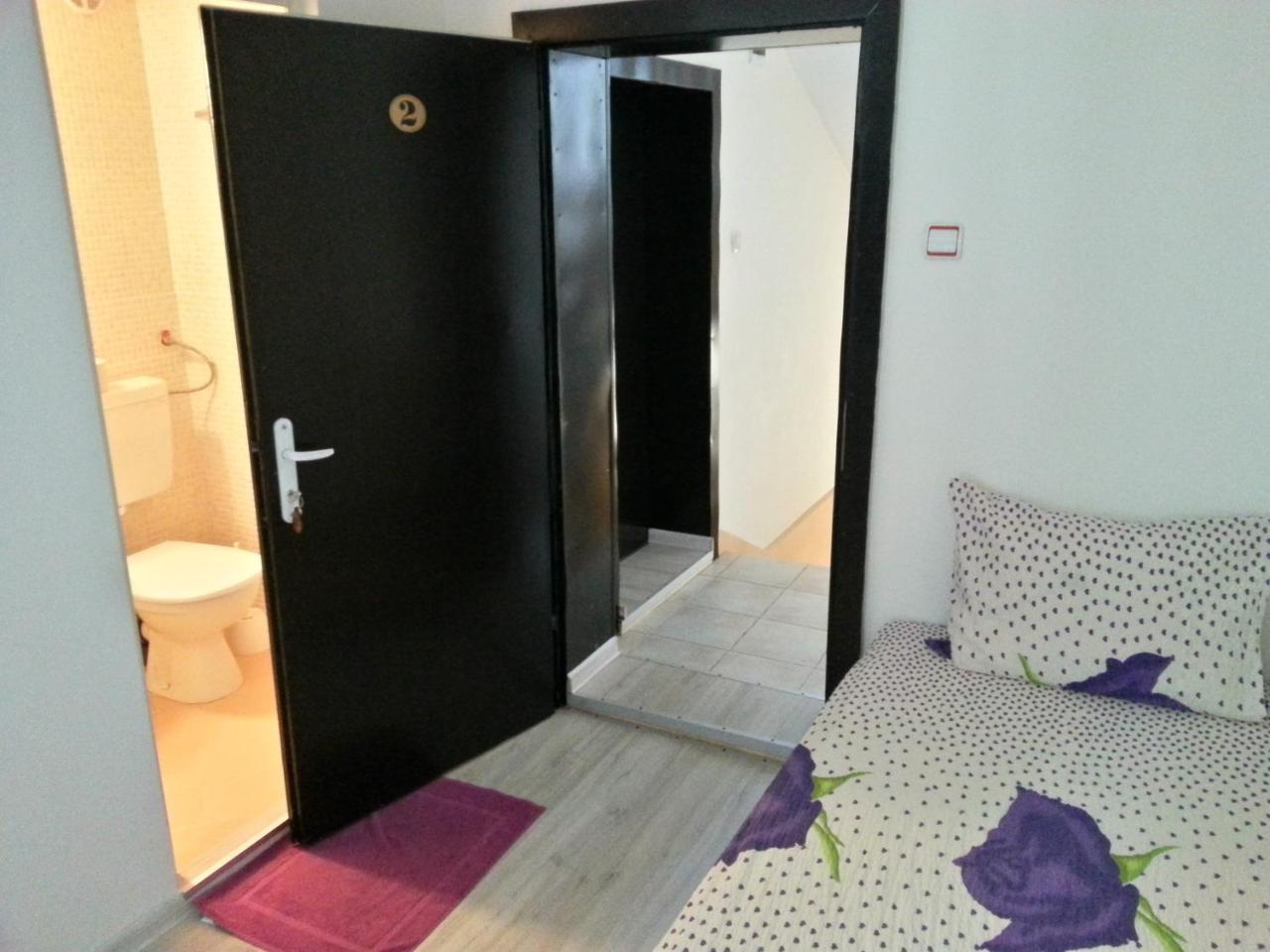 Guest House Bedrock Belogradcic Exterior foto